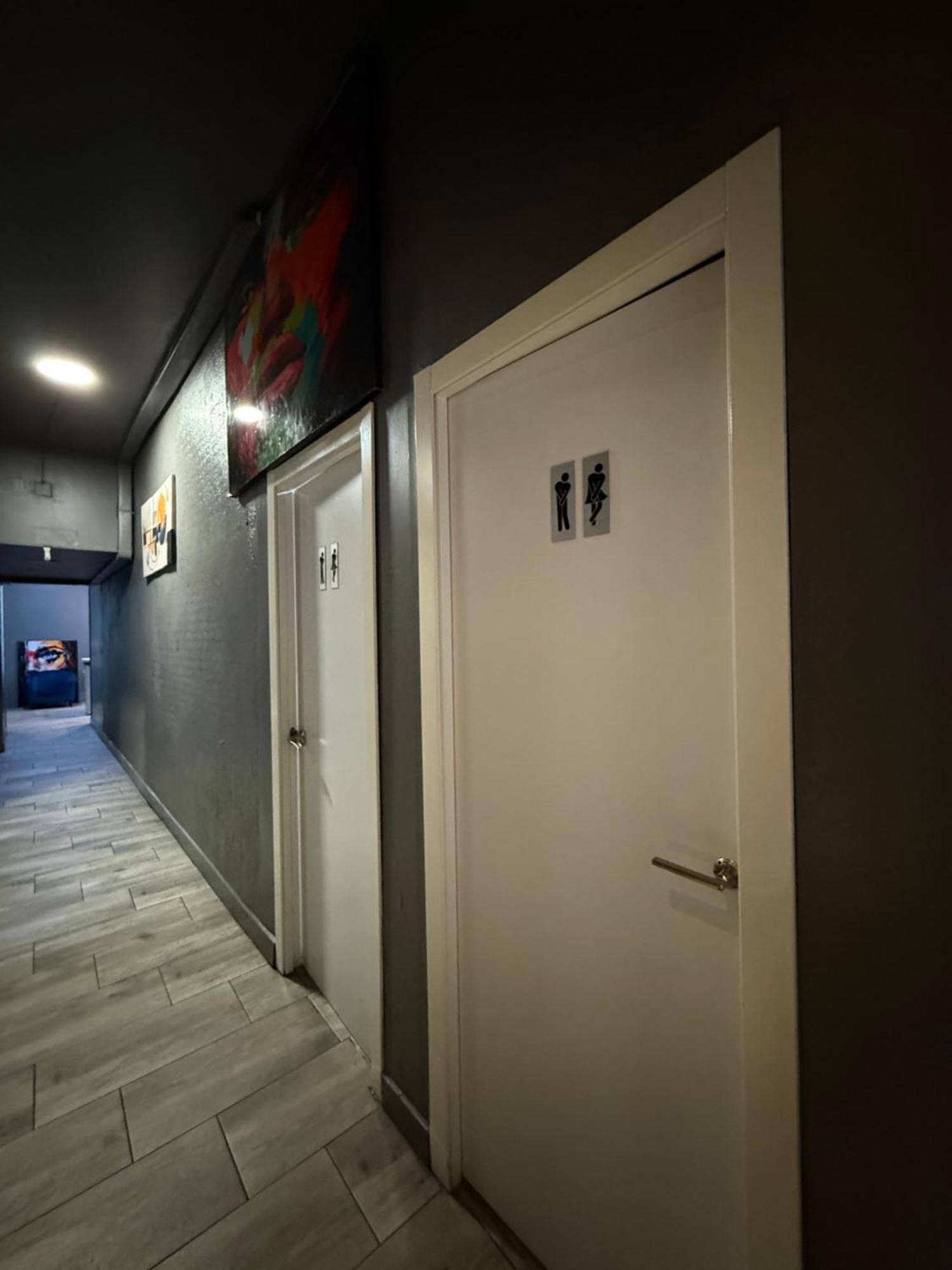 Hostel Rio マドリード エクステリア 写真