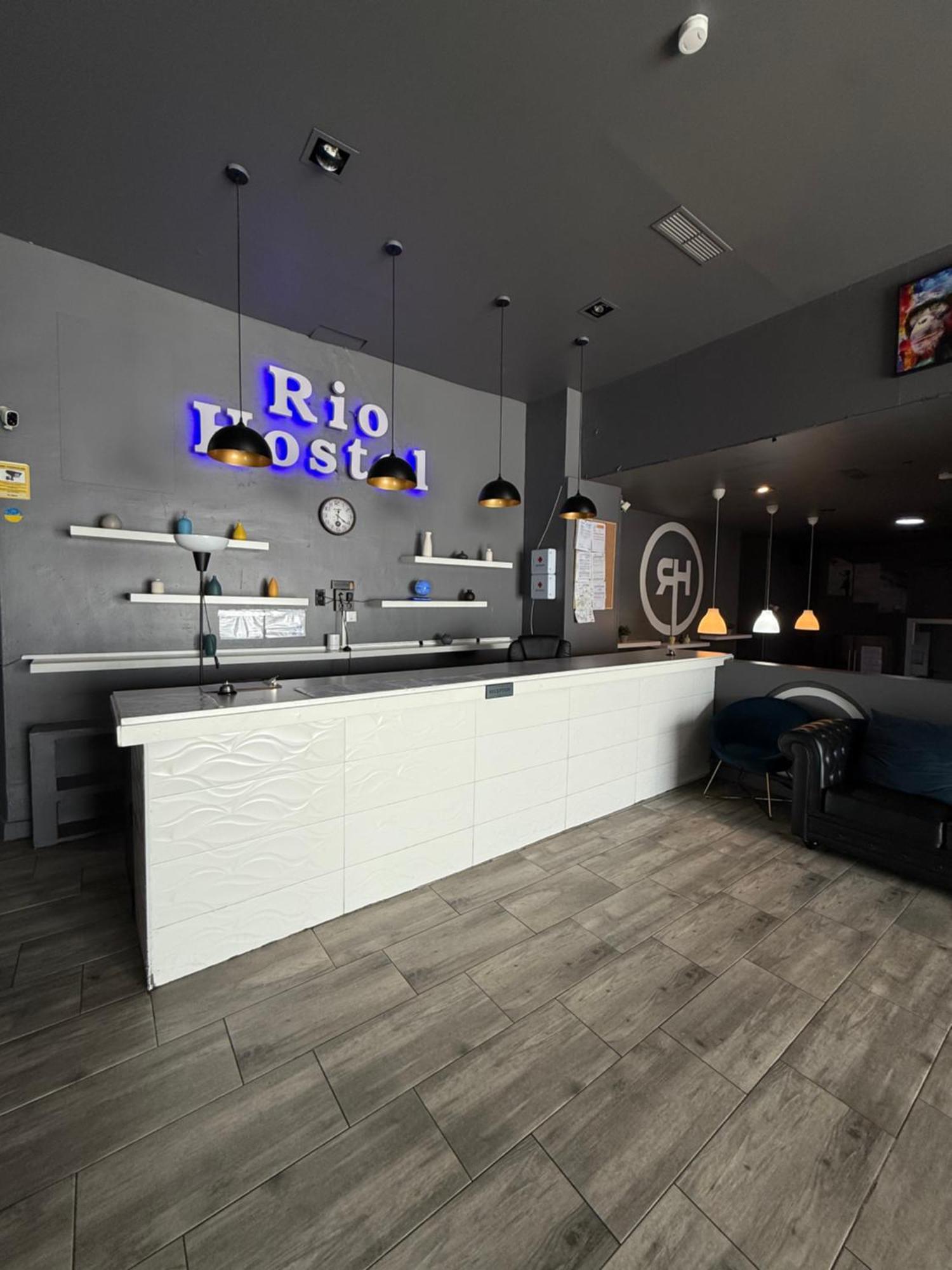 Hostel Rio マドリード エクステリア 写真