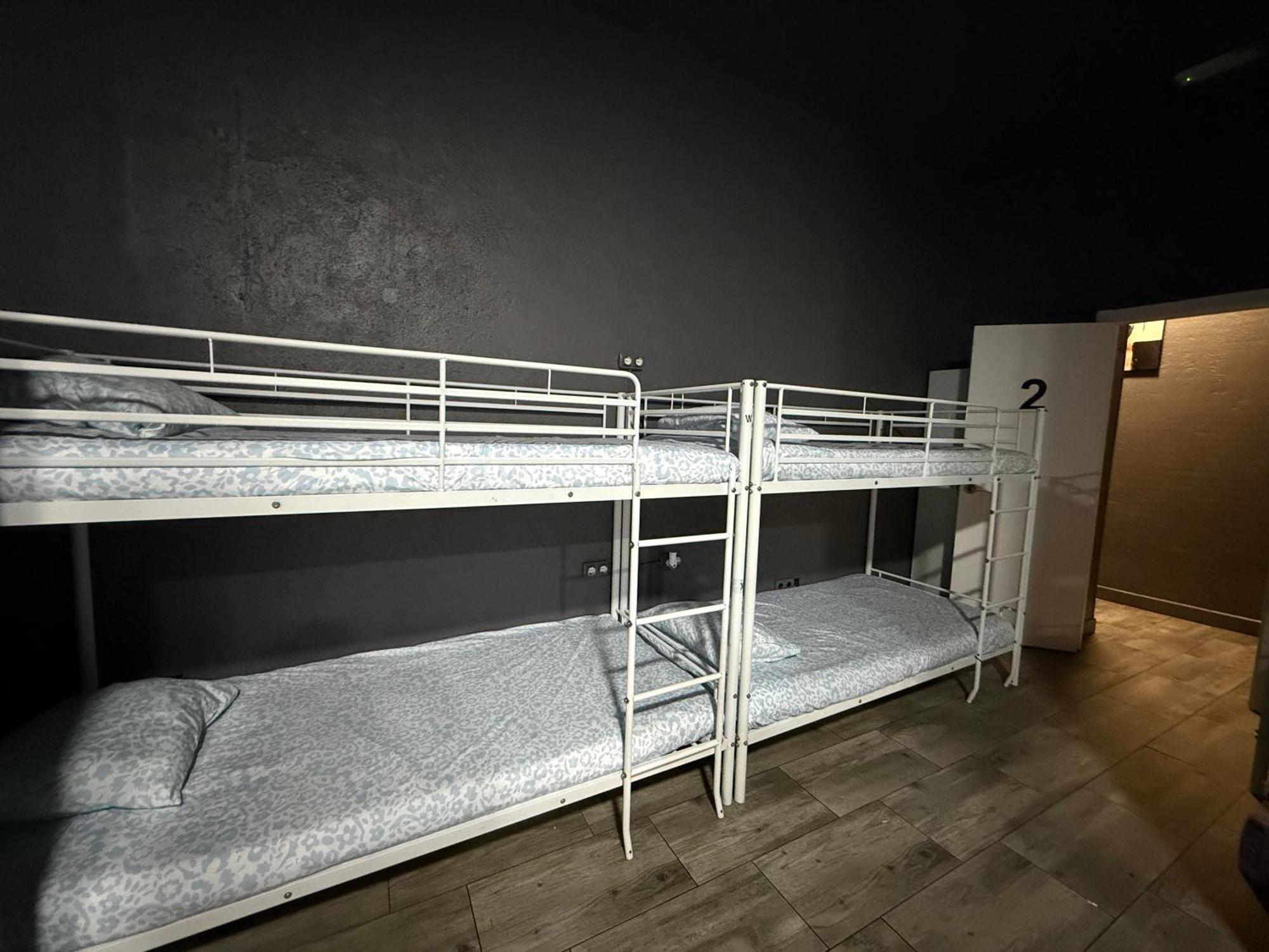 Hostel Rio マドリード エクステリア 写真