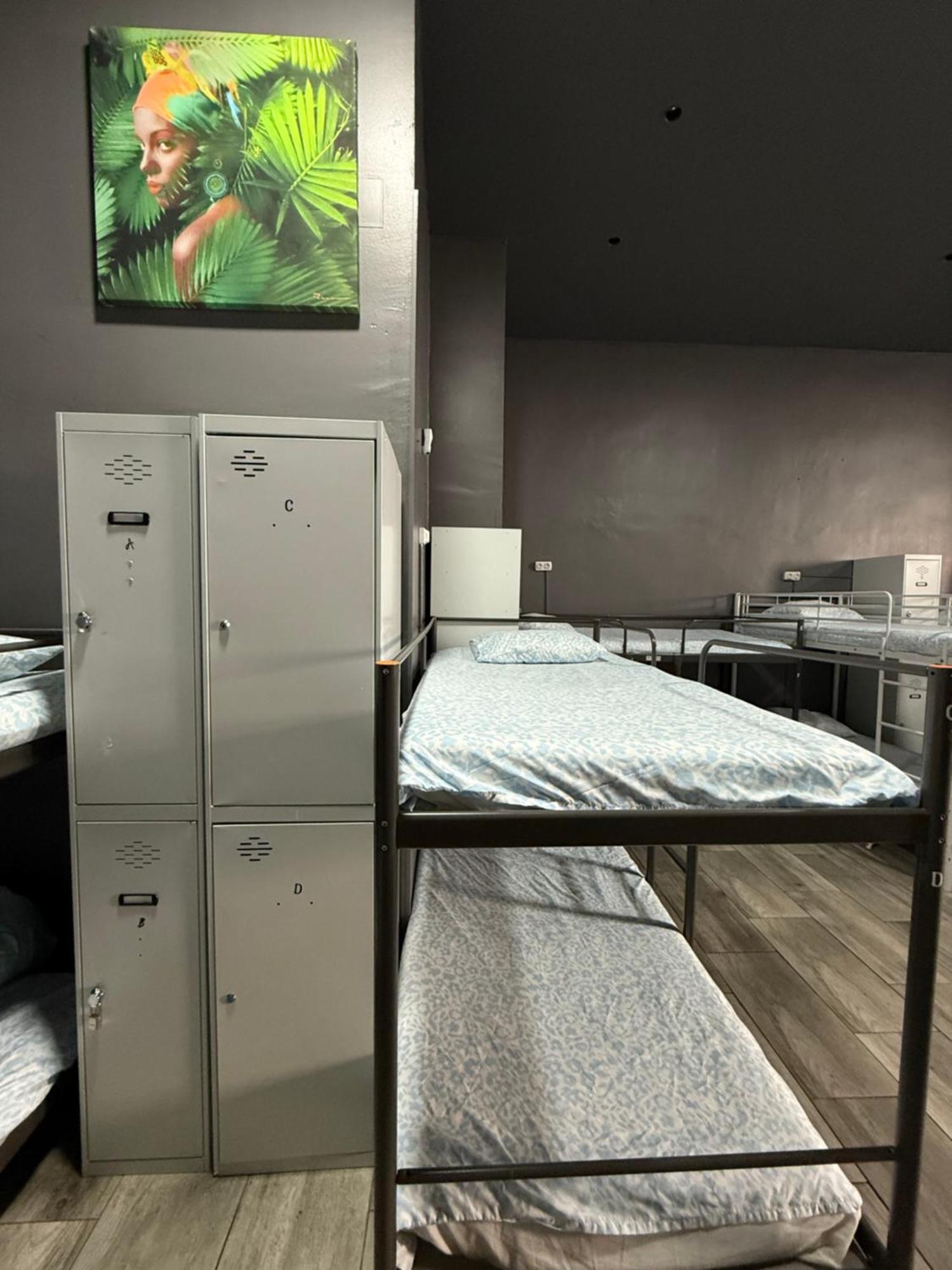 Hostel Rio マドリード エクステリア 写真